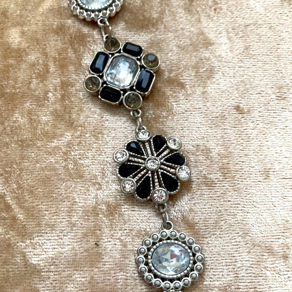 American Eagle Outfitters Bracelet 11$